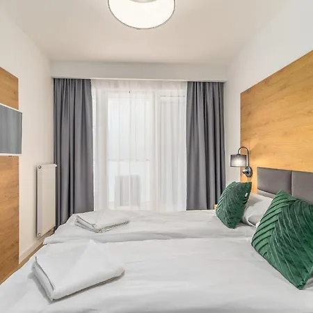 Faro Kasprowicza 20 Basen W Cenie Schwimmbad Im Preis *