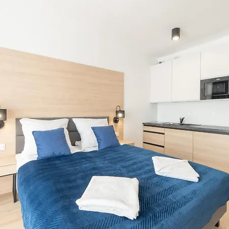 Faro Kasprowicza 20 Basen W Cenie Schwimmbad Im Preis Kolberg