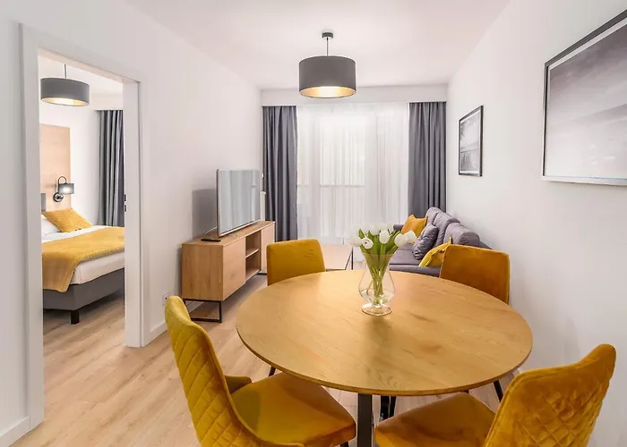 Faro Kasprowicza 20 Basen W Cenie Schwimmbad Im Preis * Kolobrzeg