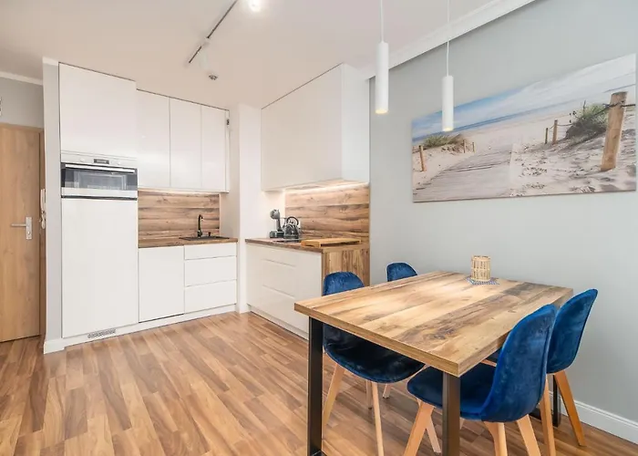 Faro Kasprowicza 20 Basen W Cenie Schwimmbad Im Preis