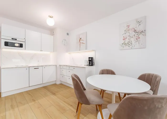 Apartment Faro Kasprowicza 20 Basen W Cenie Schwimmbad Im Preis Kolobrzeg